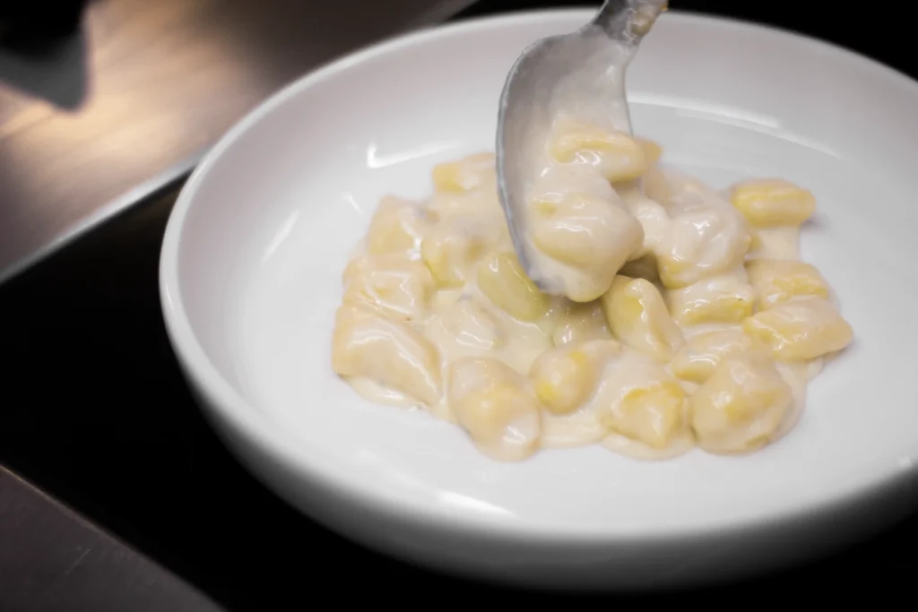 Gnocchi al burro e formaggio, galleria fotografica Cantinone Storico Venezia